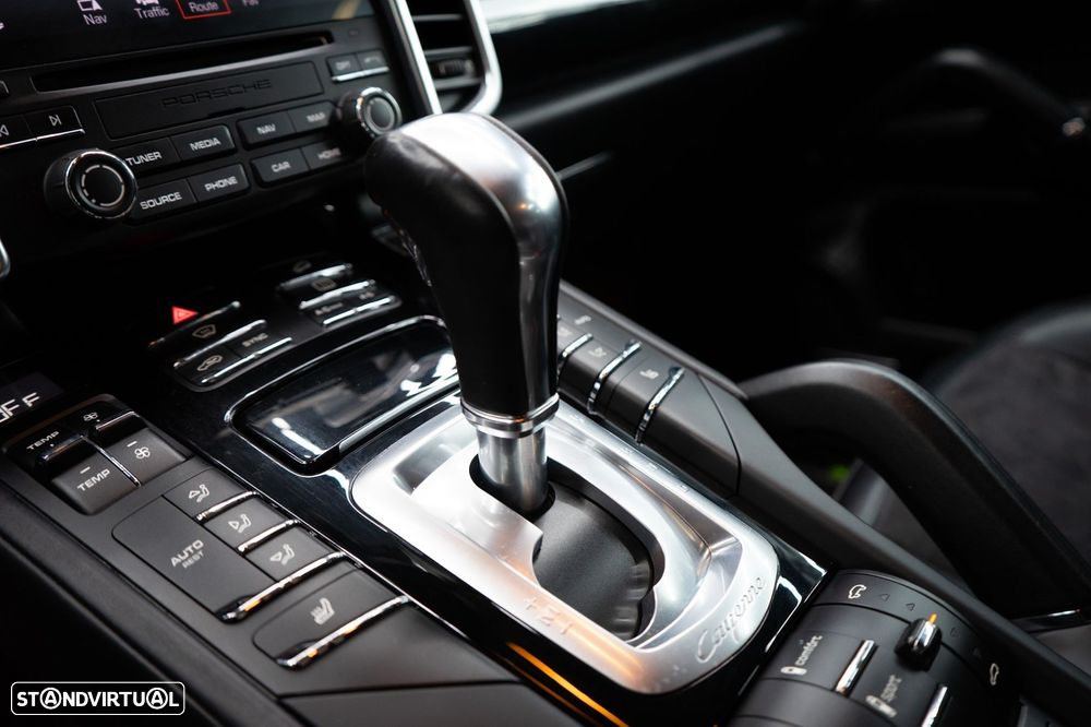 Porsche Cayenne S E-Hybrid Platinum Edition - 33