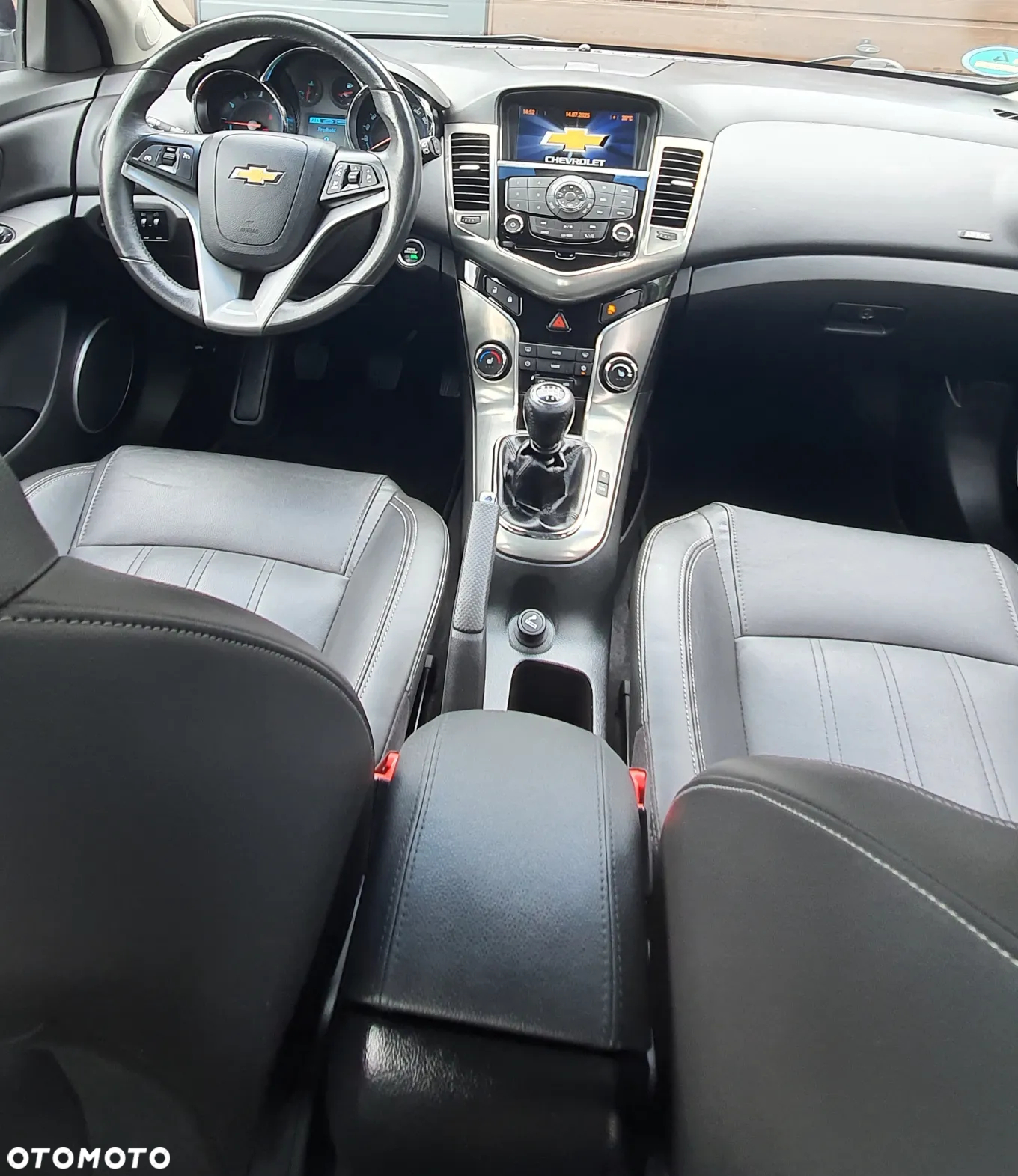 Chevrolet Cruze 1.4 T LT - 27
