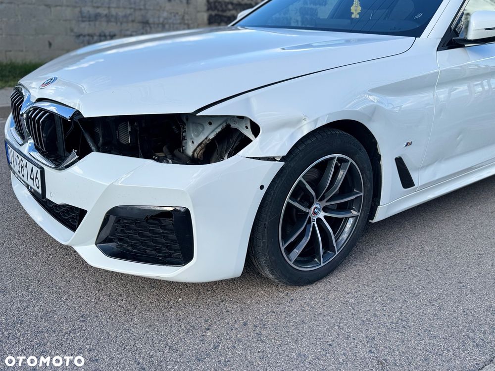 BMW Seria 5 520d xDrive mHEV M Sport sport - 9