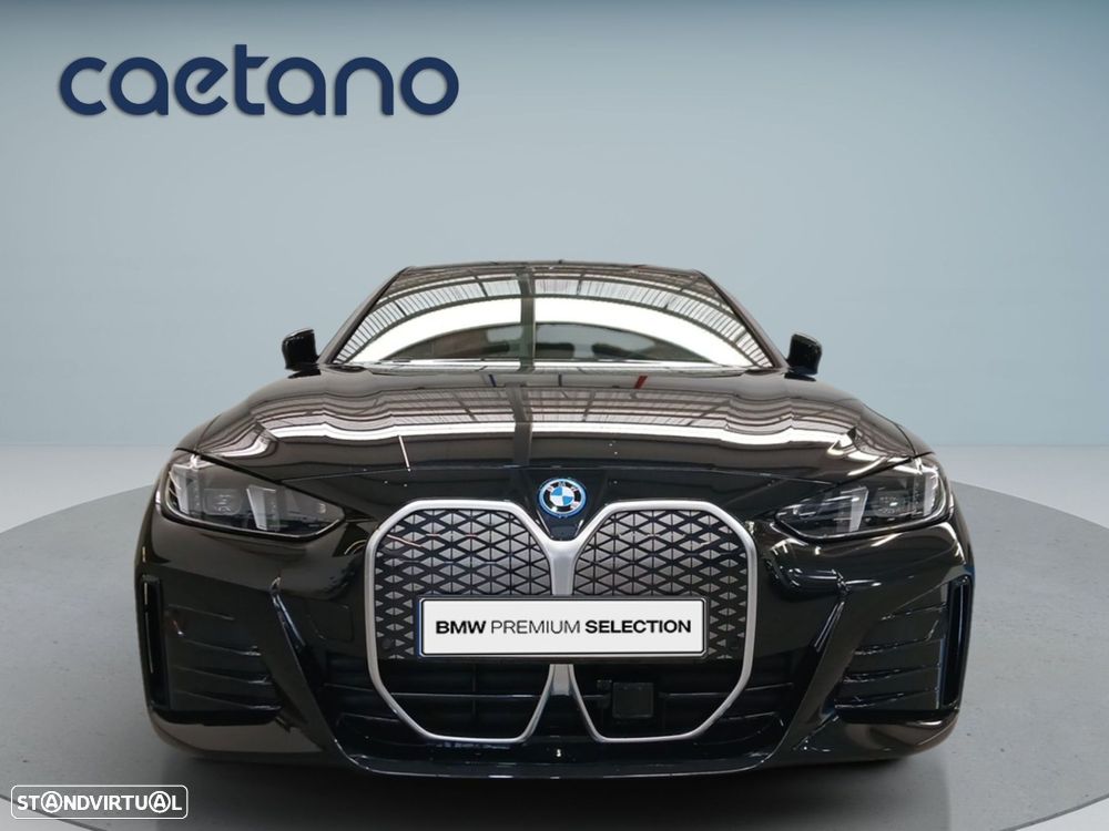 BMW i4 eDrive40 Edição Desportiva M - 2