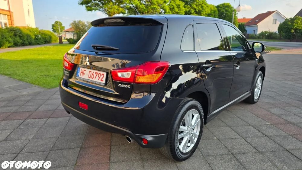 Mitsubishi ASX - 5