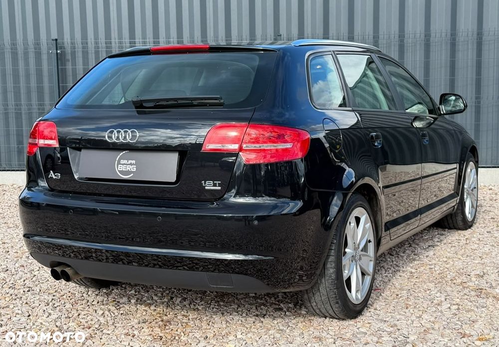 Audi A3 Sportback 1.8 TFSI quattro Ambition - 4