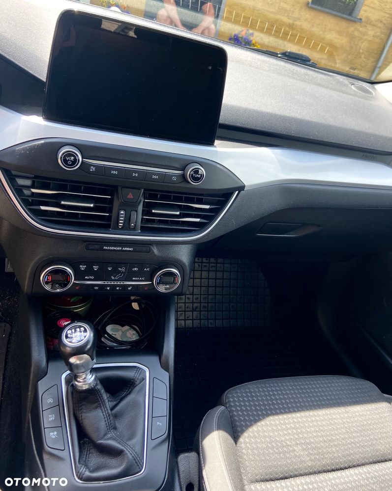 Ford Focus 1.5 EcoBlue Titanium - 9