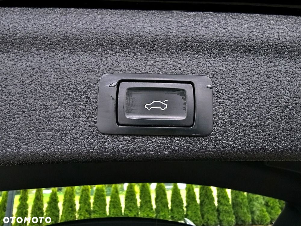 Audi Q3 35 TDI Advanced S tronic - 28