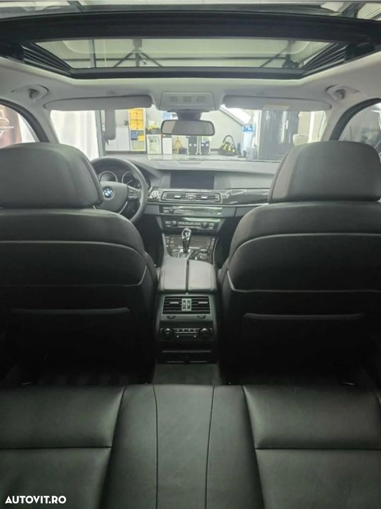 BMW Seria 5 535d Touring - 11