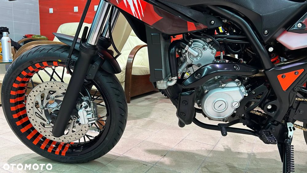 Yamaha WR - 14