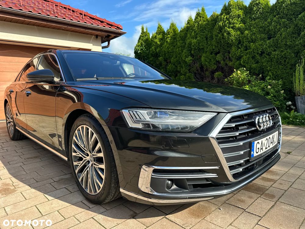 Audi A8 - 1