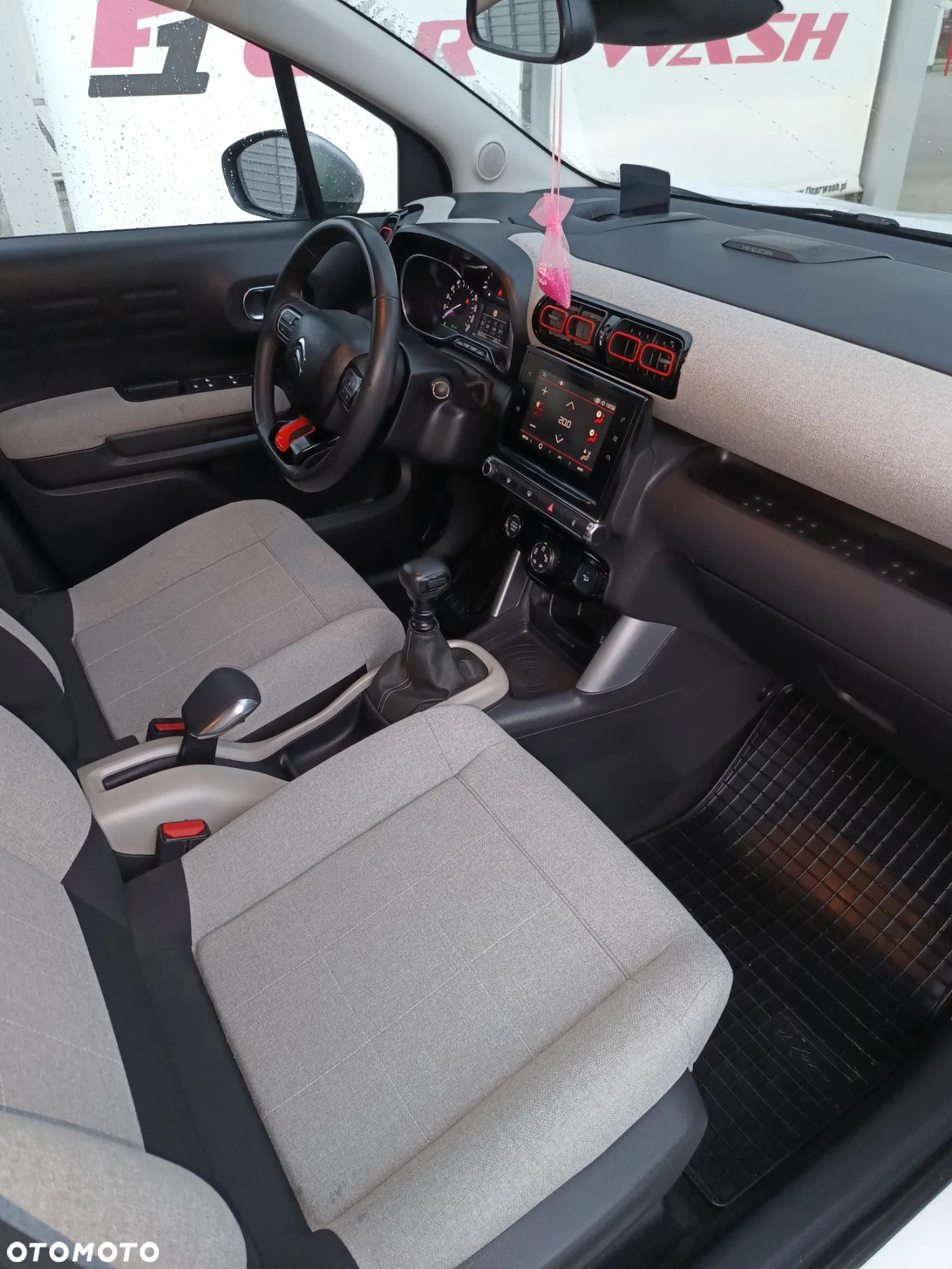 Citroën C3 Aircross 1.5 BlueHDi Shine S&S - 17
