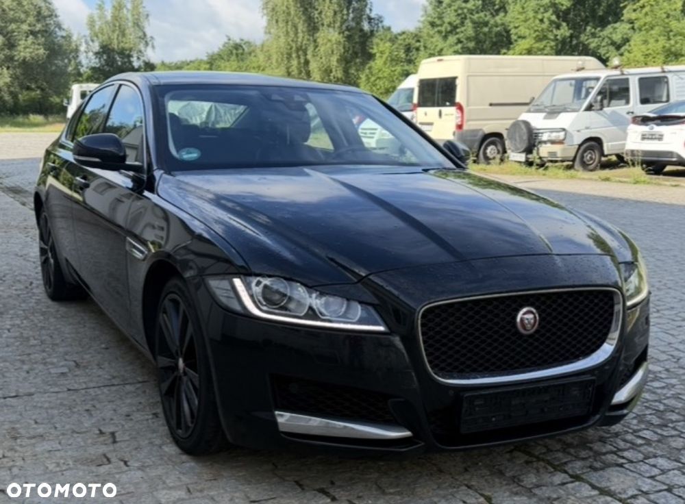 Jaguar XF - 2