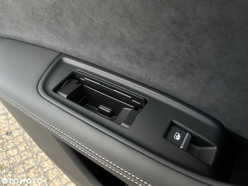 Audi Q8 - 11