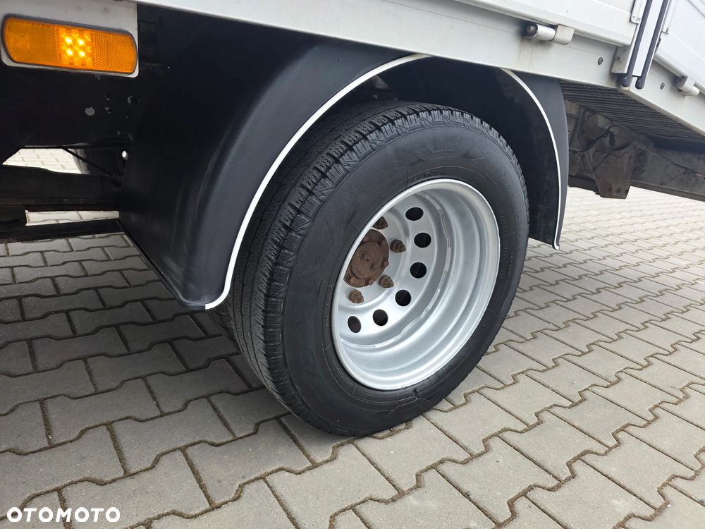 Ford Transit - 13