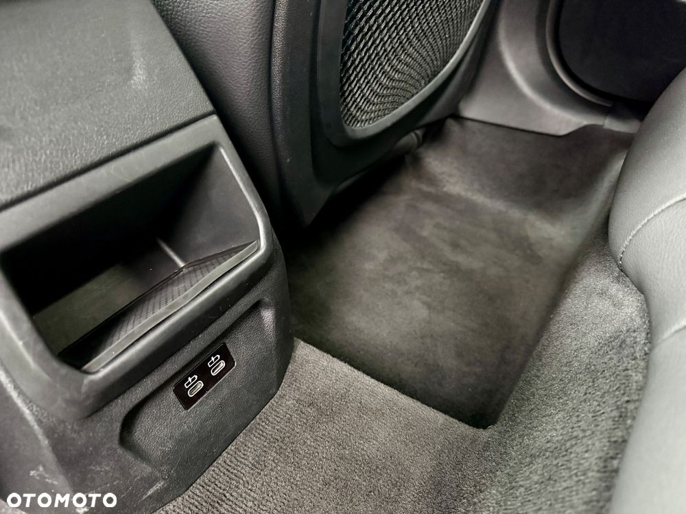 BMW Seria 1 118d M Sport sport - 31