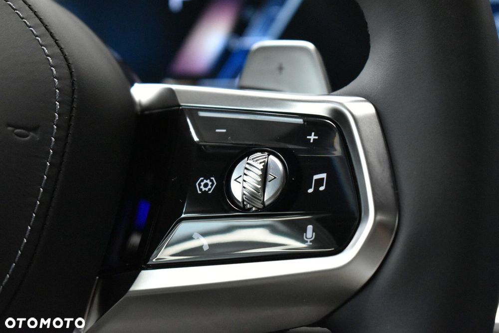 BMW Seria 7 - 18