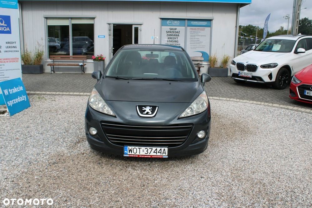 Peugeot 207 - 3