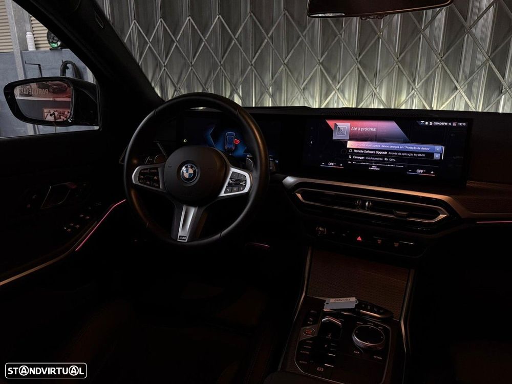 BMW 330 e Touring Pack M Auto - 29