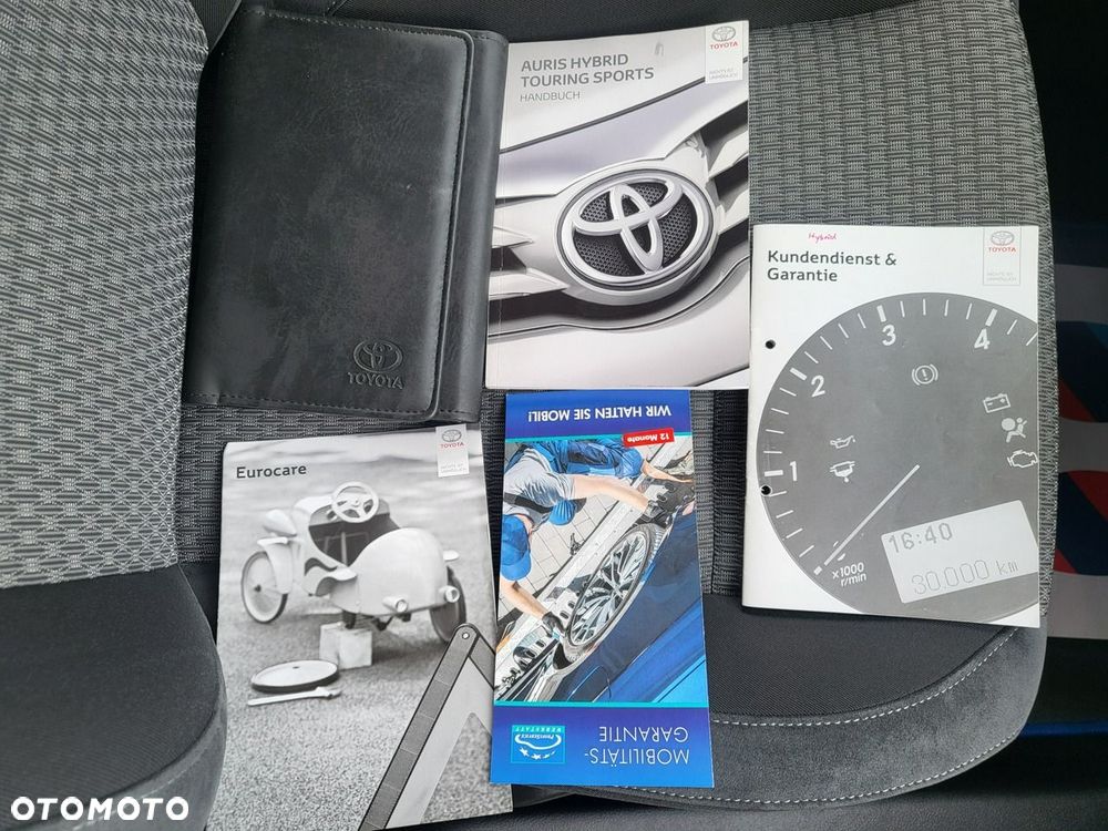 Toyota Auris - 30