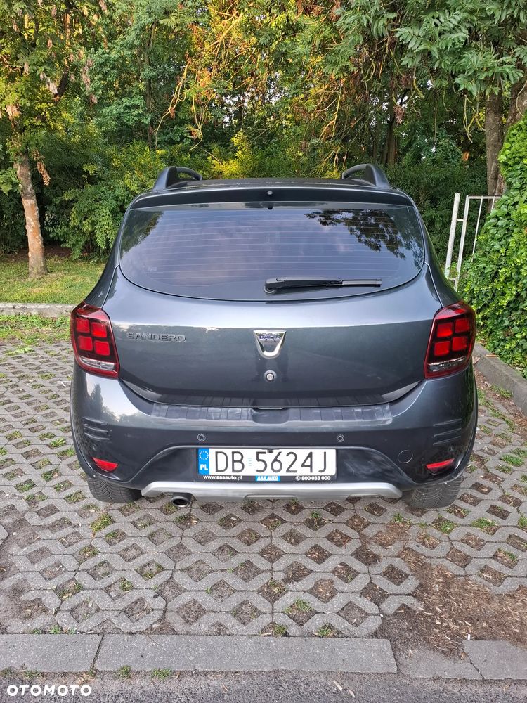 Dacia Sandero 0.9 TCe Laureate S&S EU6 - 4