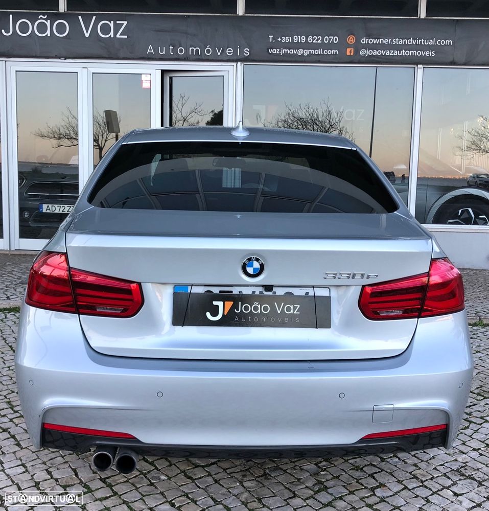 BMW 330 e iPerformance Pack M - 8