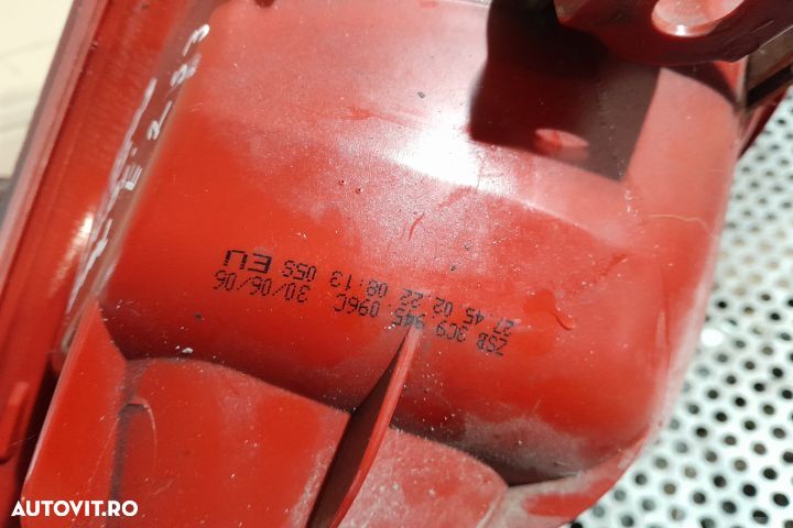 Lampa / Tripla stop dreapta pe aripa 3C9945096C Volkswagen VW Passat - 4