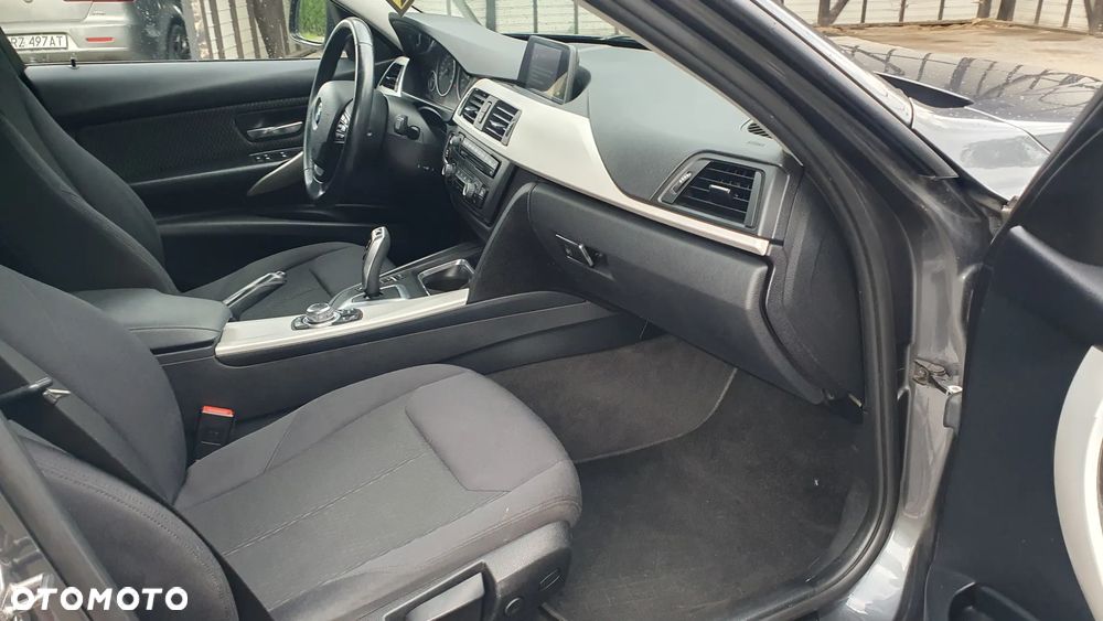 BMW Seria 3 - 8