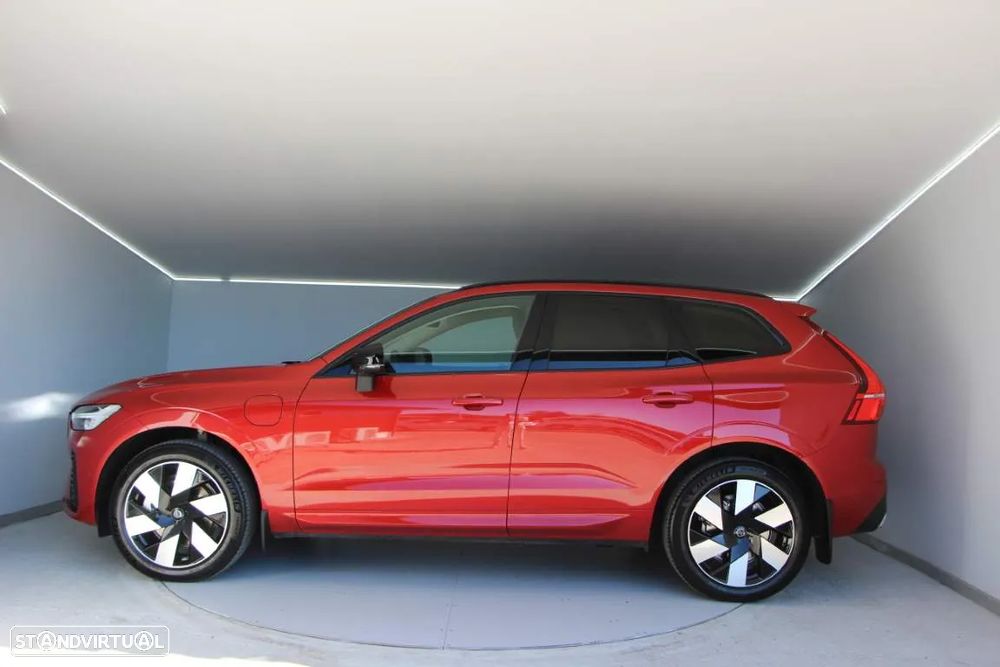 Volvo XC 60 2.0 T6 PHEV Ultra Dark AWD - 11
