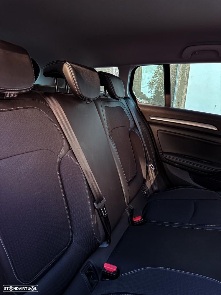 Renault Mégane Sport Tourer 1.5 Blue dCi Intens - 9