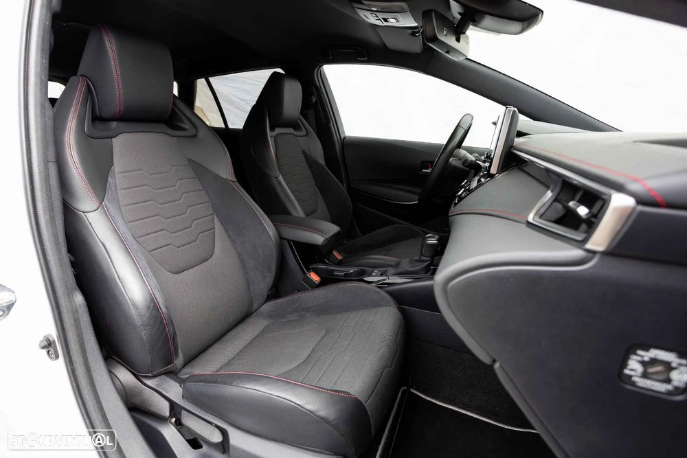 Toyota Corolla Touring Sports 1.8 Hybrid Exclusive - 40