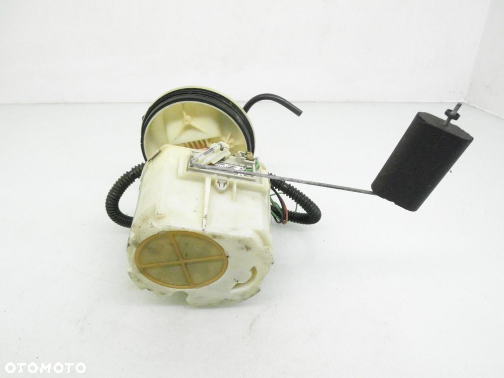POMPA PALIWA FORD MONDEO MK3 III 1.8  98APAN - 2