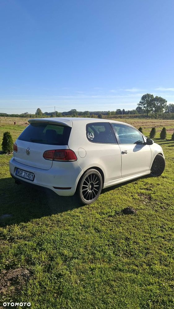 Volkswagen Golf - 13