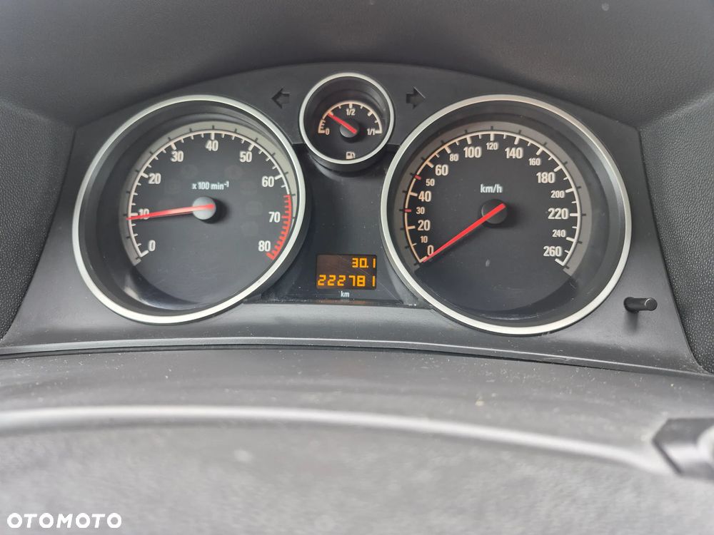 Opel Astra - 20