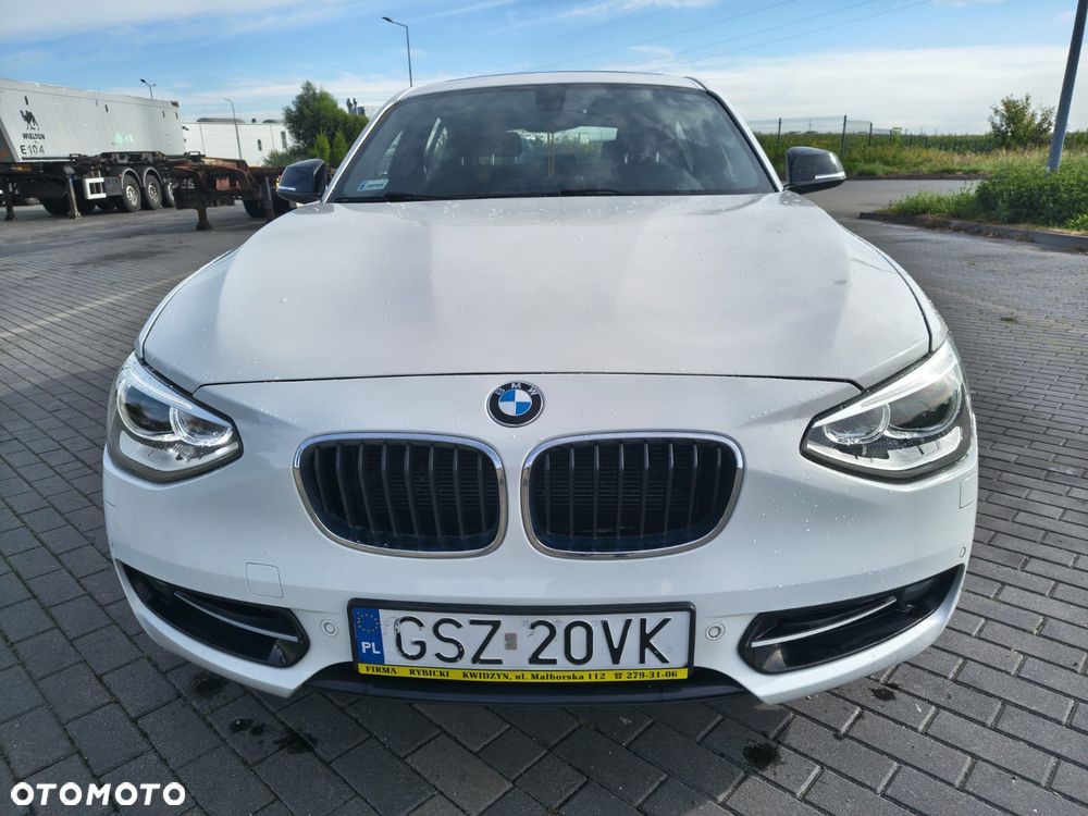 BMW Seria 1 118d Sport Line - 2