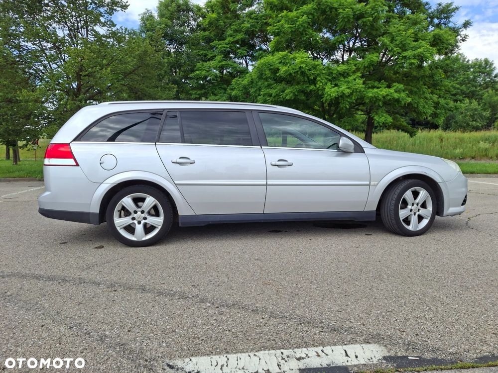 Opel Vectra 1.9 CDTI Cosmo - 6