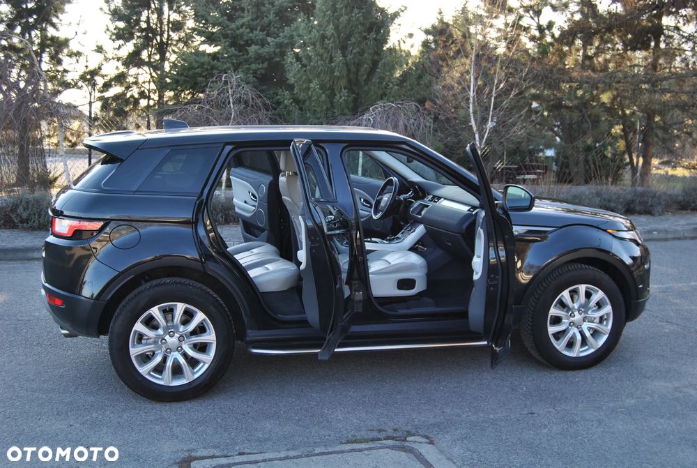 Land Rover Range Rover Evoque D150 R-Dynamic SE - 13