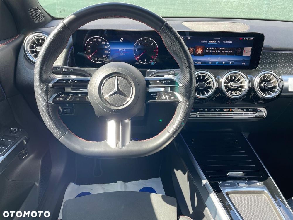 Mercedes-Benz GLB - 9