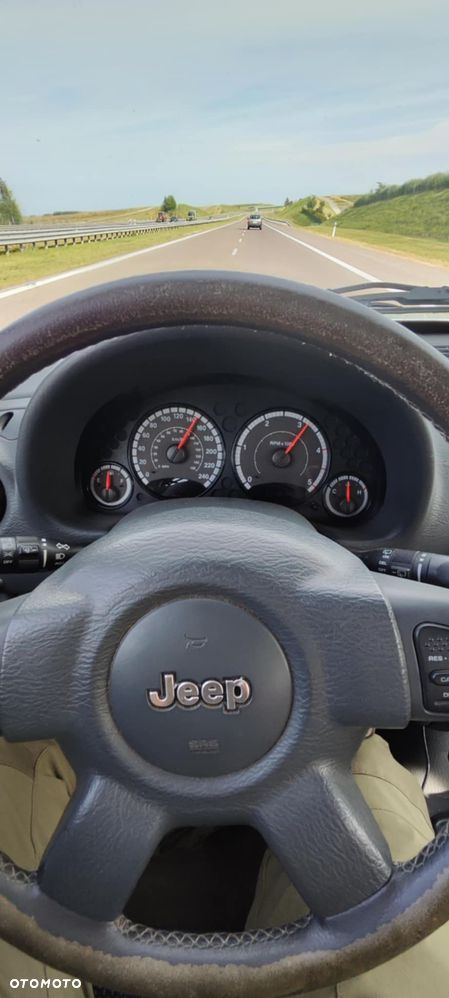 Jeep Cherokee 2.8 CRD Renegade - 20