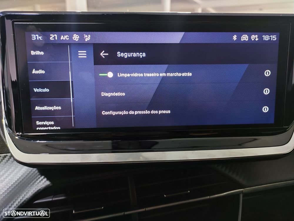 Peugeot 2008 1.2 PureTech Allure - 17