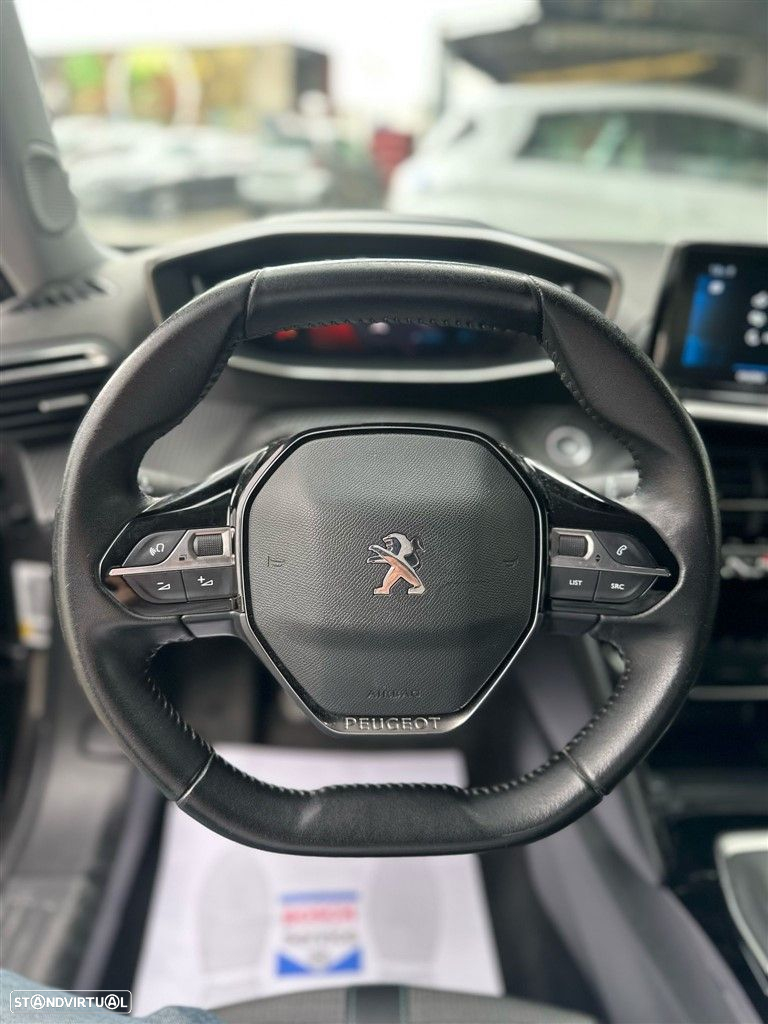 Peugeot 2008 1.5 BlueHDi Allure Pack - 8