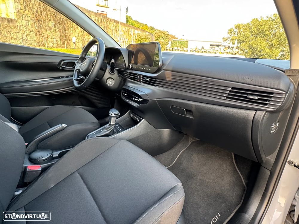 Hyundai Bayon - 24