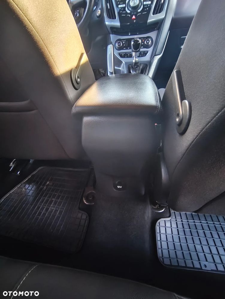 Ford Focus 1.6 EcoBoost Start-Stopp-System - 26