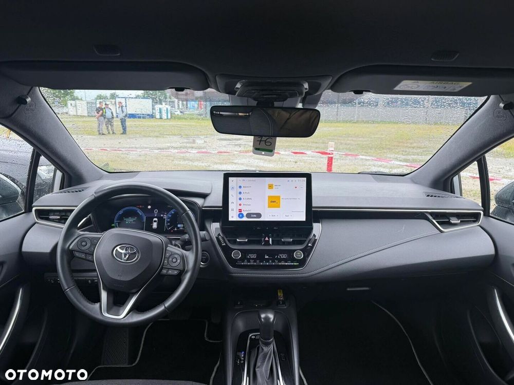 Toyota Corolla 2.0 Hybrid Comfort - 11