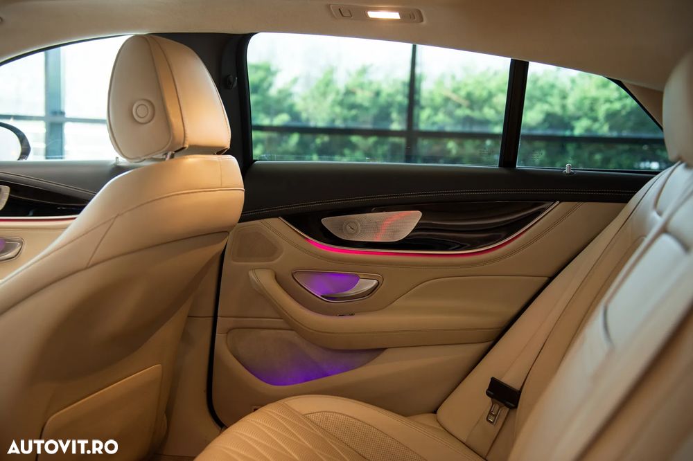 Mercedes-Benz AMG GT - 35