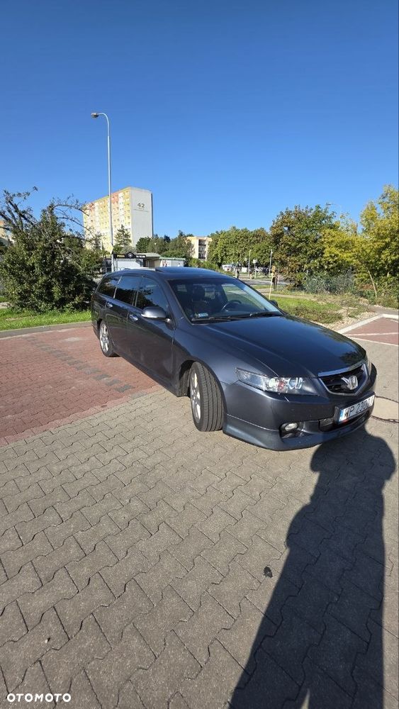 Honda Accord - 1