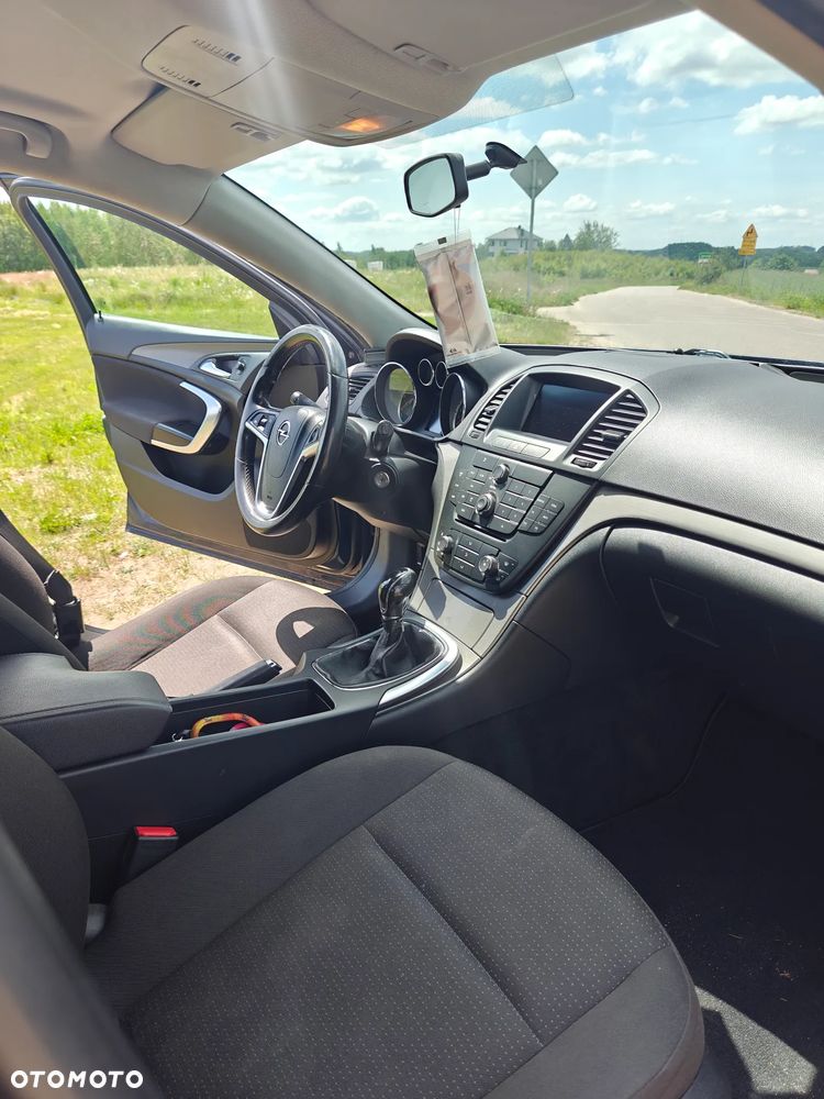 Opel Insignia 2.0 CDTI ecoFLEX - 19