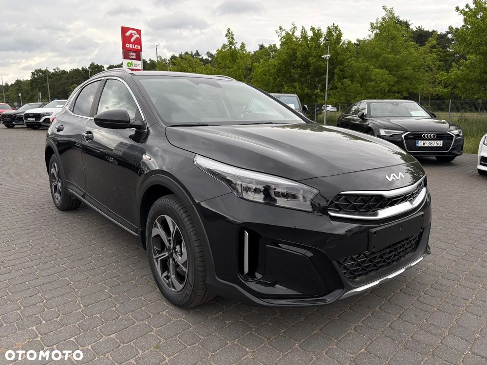 Kia XCeed 1.5 T-GDI M - 4