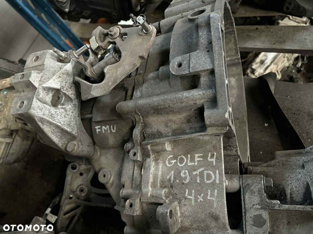 SKRZYNIA BIEGÓW GOLF IV - 3