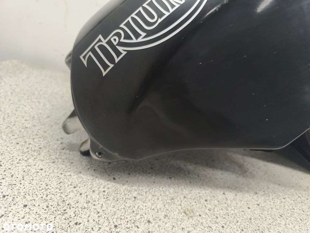 Bak, zbiornik paliwa Triumph Daytona 955i 955 - 11