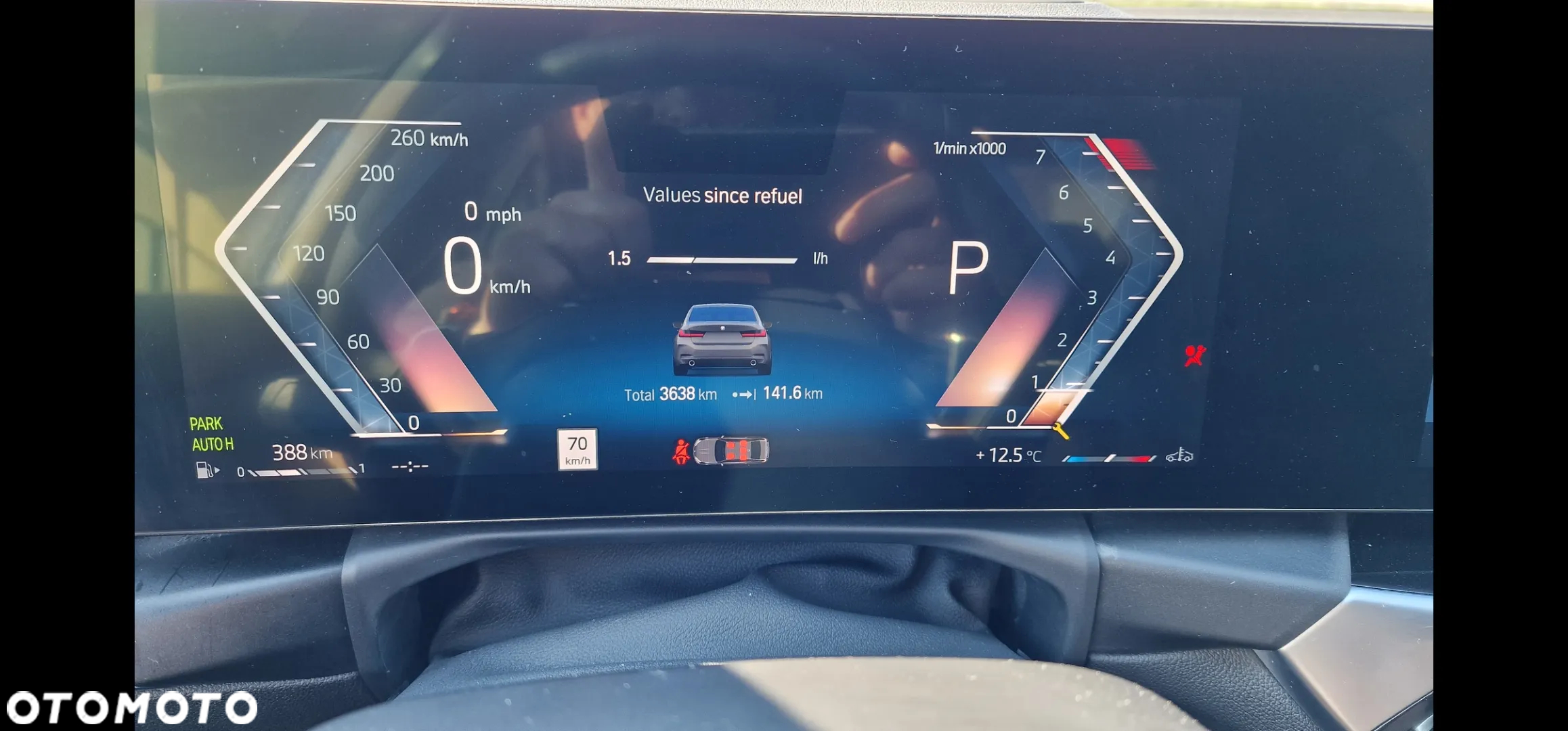 BMW Seria 3 330i Luxury Line - 25