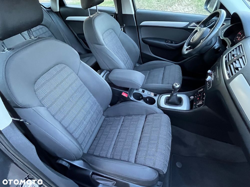 Audi Q3 2.0 TDI Design - 13