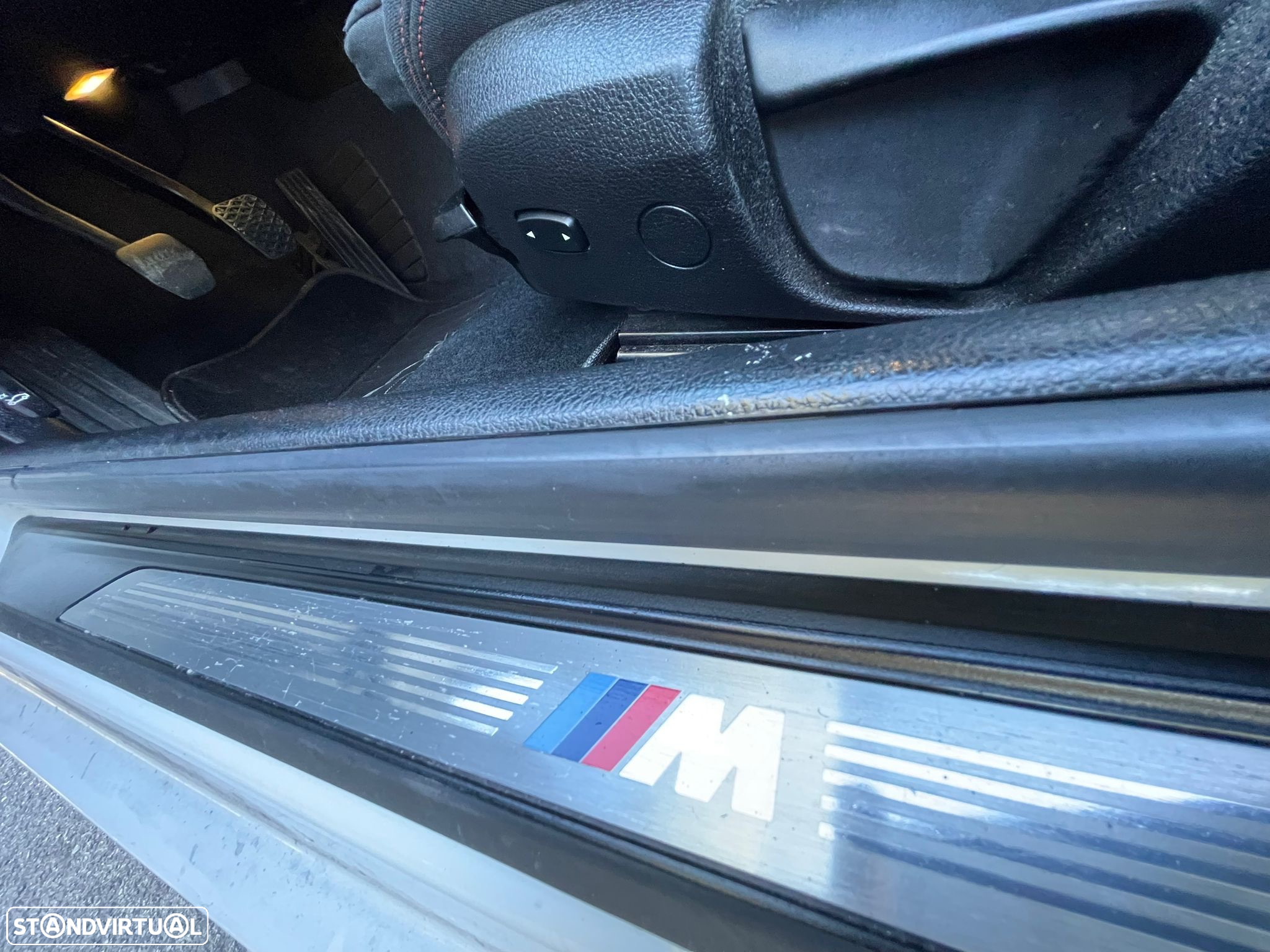 BMW 118 d Pack M - 28