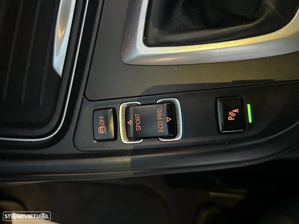 BMW 320 d Aut. Efficient Dynamics Edition Modern Line - 27
